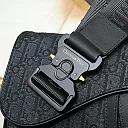 D homme2023 Pre-Fall saddle bag size : 20×28.6x5cm