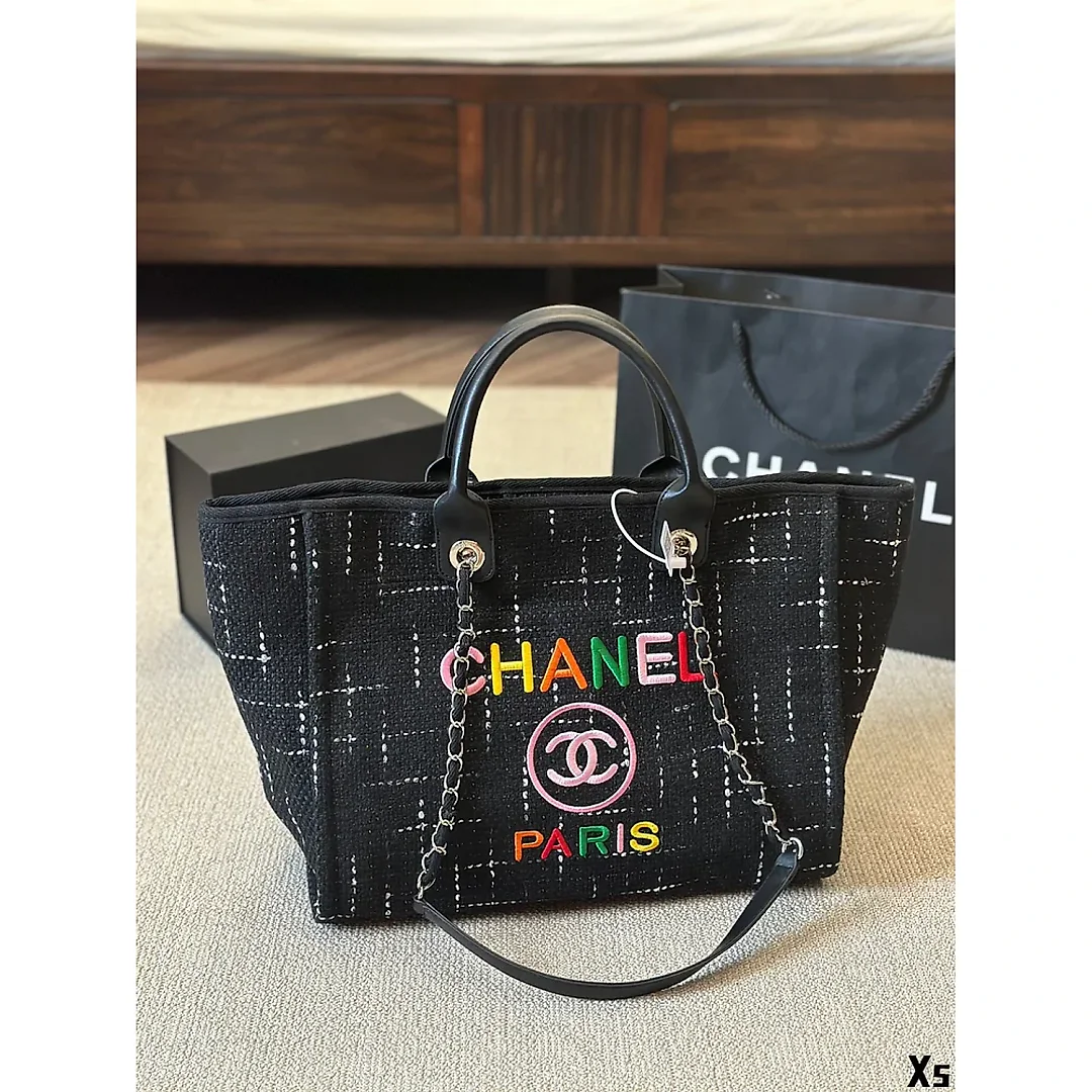 cc new arrival tote bag size : 37*32 cm
