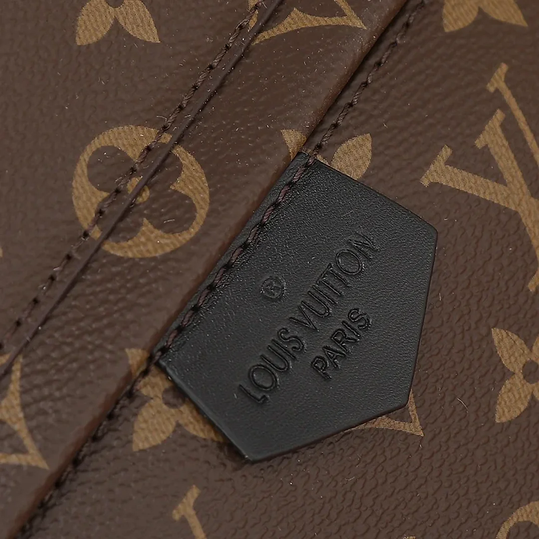 Louis MONOGRAM BACKPACK women backpack bag size : 28*33*16 cm