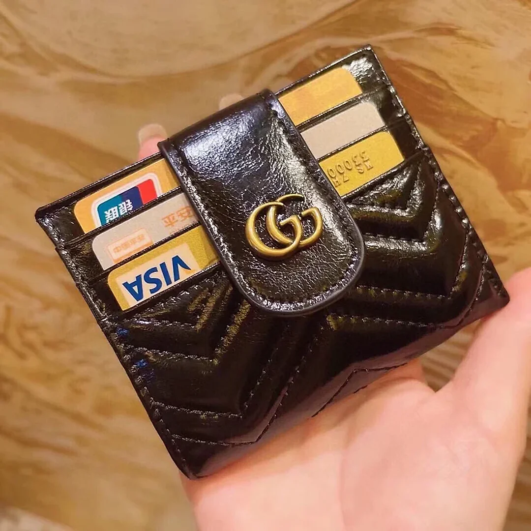 gg new arrival wallets size : 10×9 cm