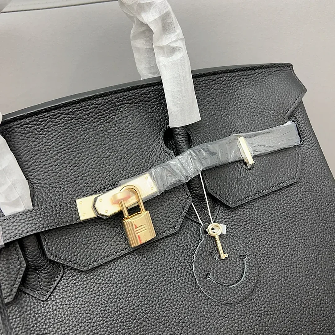 H Birkin 40 Men and women bag size: 40*30 cm