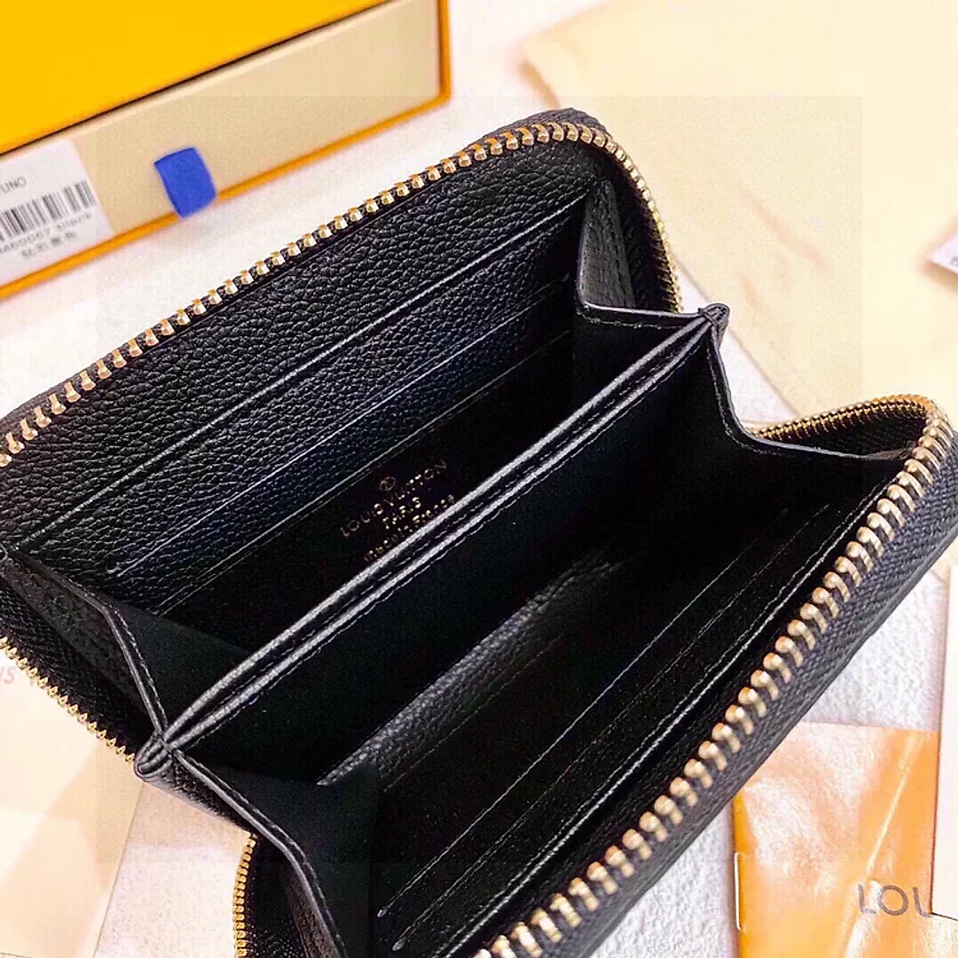 Louis new arrival wallet size : 11×8 cm