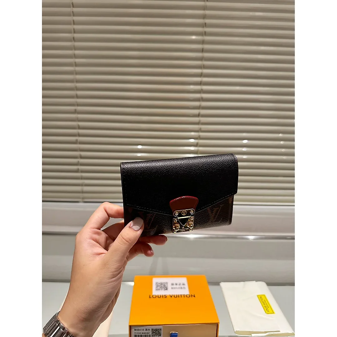 Louis new arrival wallets