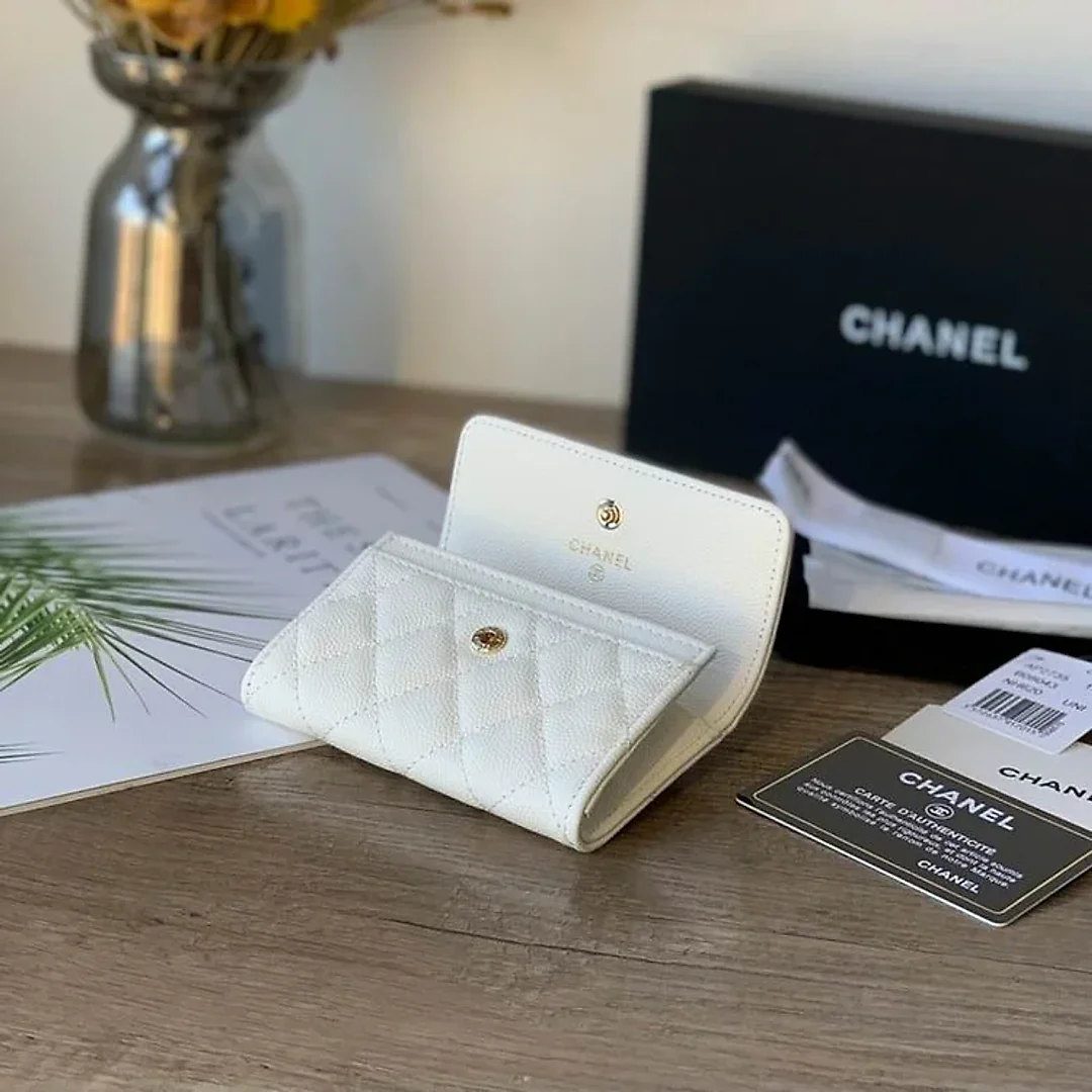 CC 11X8.5X3cm 040308 YG wallet
