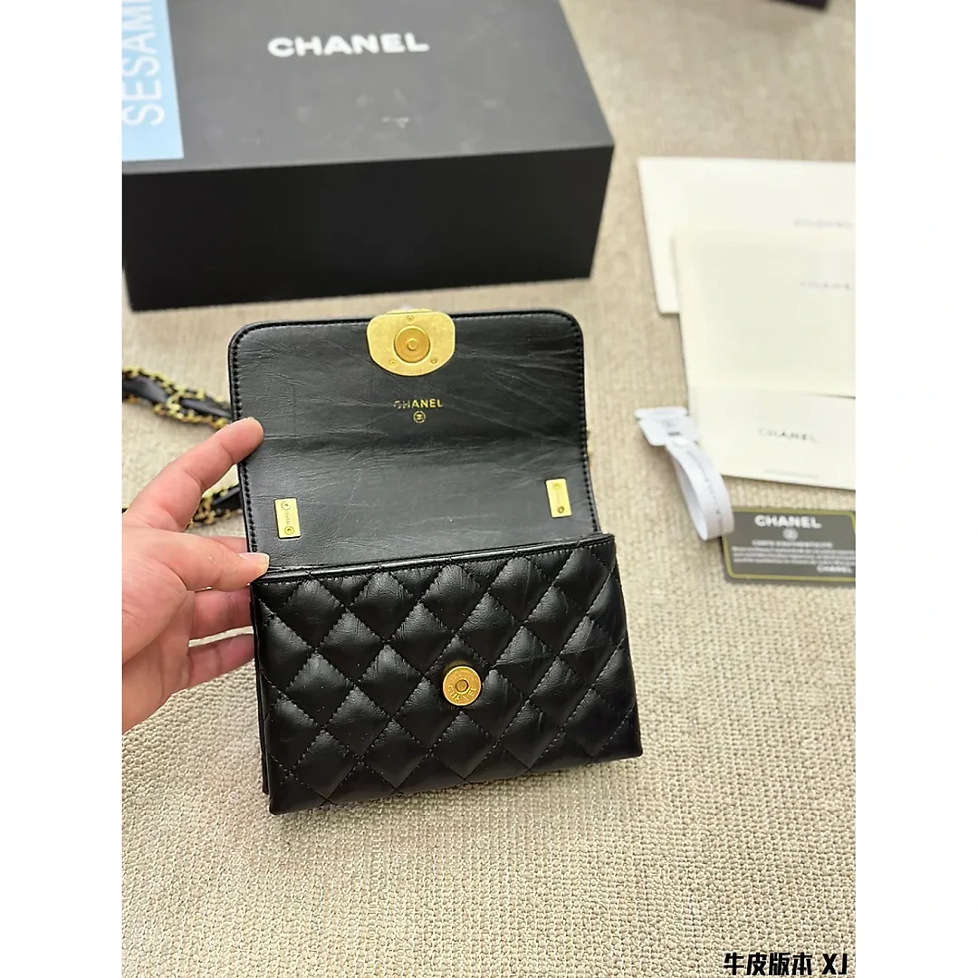 cc Vintage 23k new arrival bag size :19*13 cm