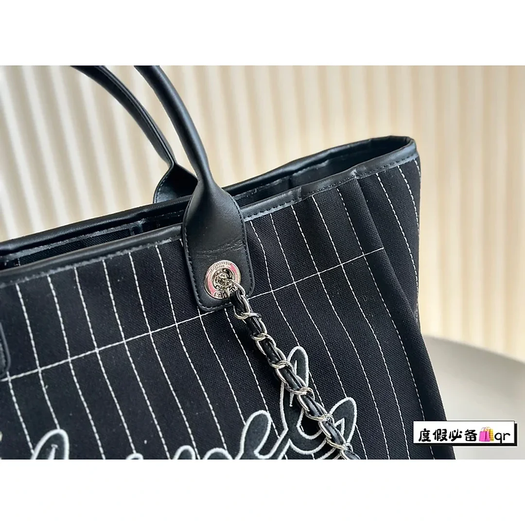 CC new arrival tote bag size: 36*28cm