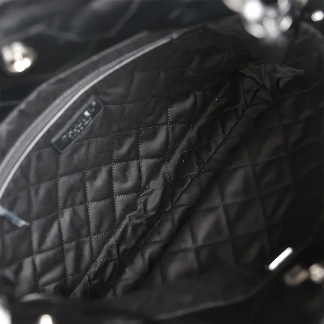 CC Small 22 Bag SO Black Calfskin Black Hardware