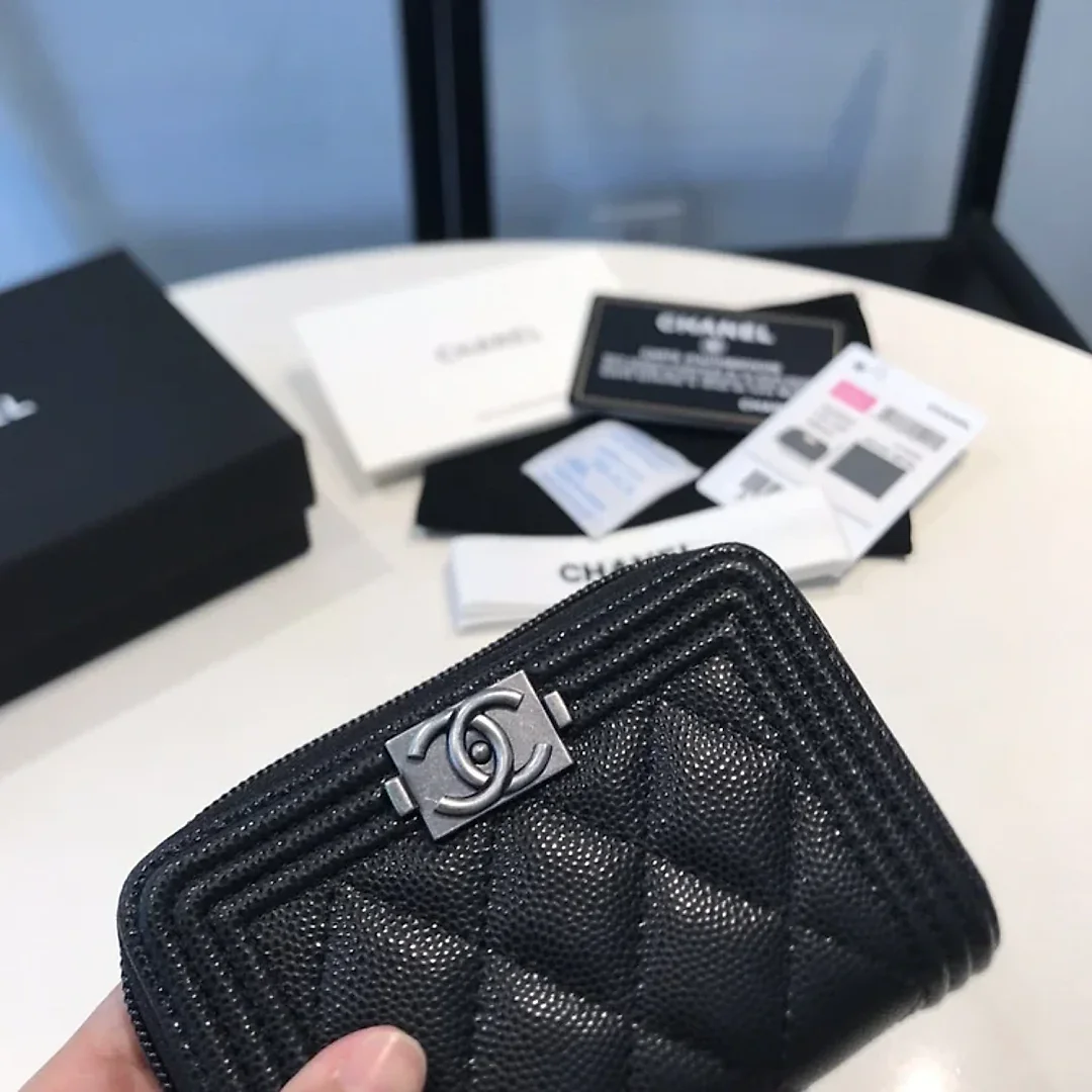 cc CO-CO Boy Flap Card Holder 11.5cm/4.5in Silver Hardware For Women Black