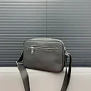 H crossbody bag Men size: 24 x 17 cm