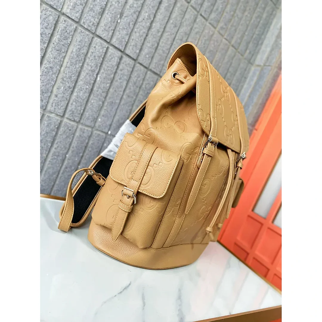 GG new arrival backpack bag size : 32 x 42 cm