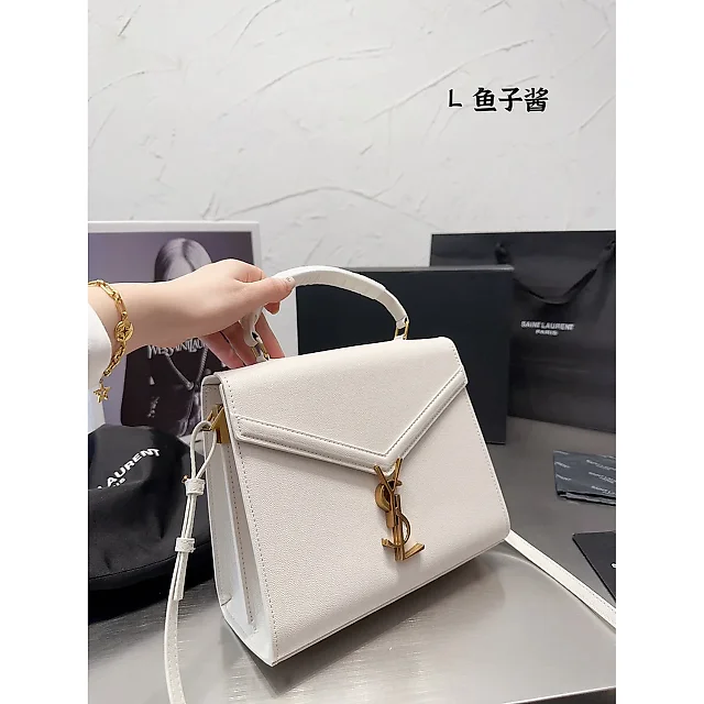 Y CASSANDRA bag size 25*20cm