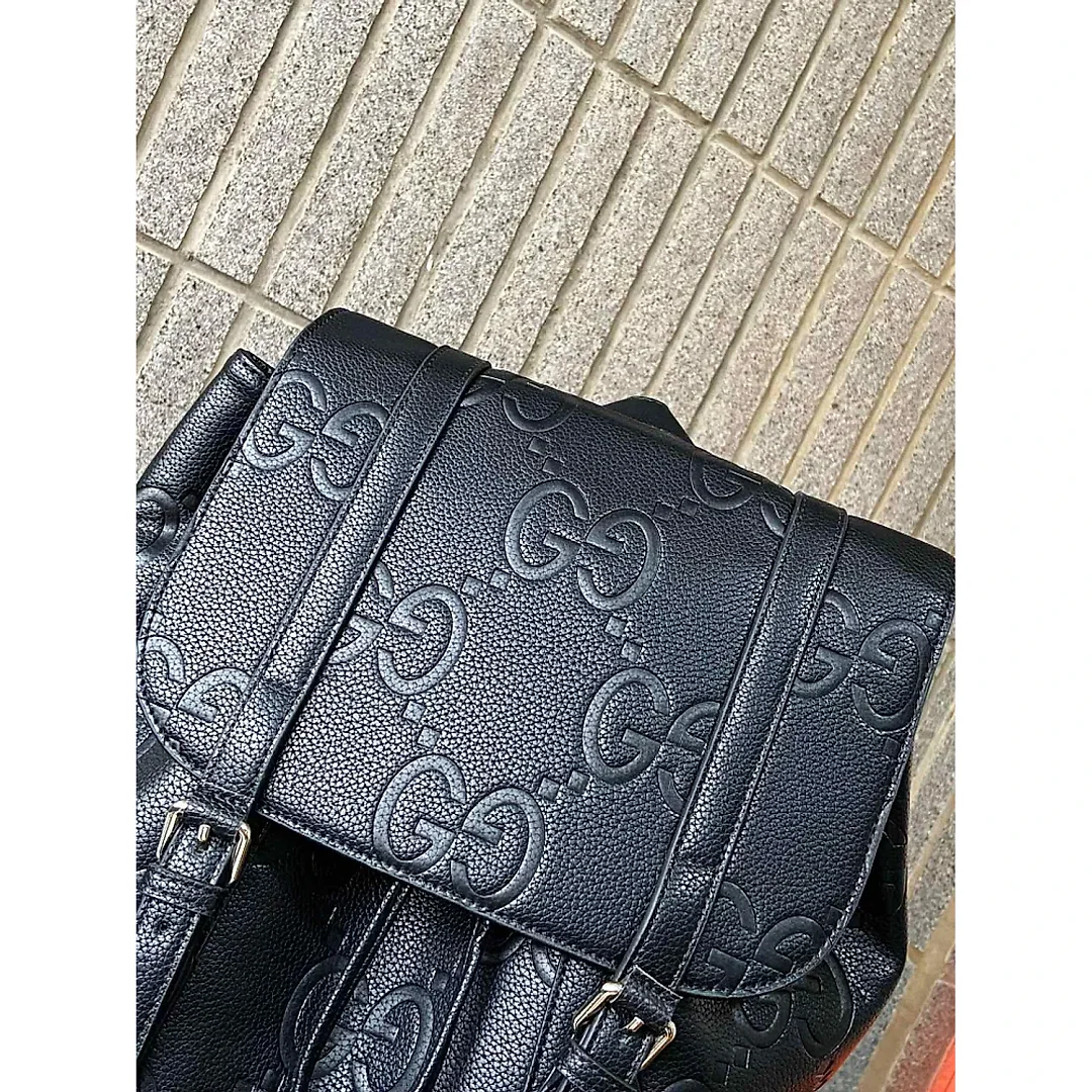 GG new arrival backpack bag size : 32 x 42 cm