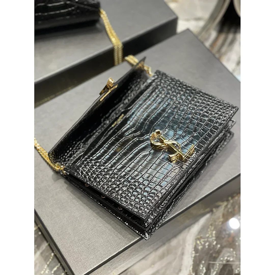 Y Cassandra Medium Chain Bag Black