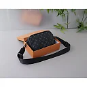 Louis new arrival bag size : 23x14x6 cm
