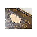 Louis belt bag Model: M43644 Size: 37.0 x 14.0 x 13.0 cm