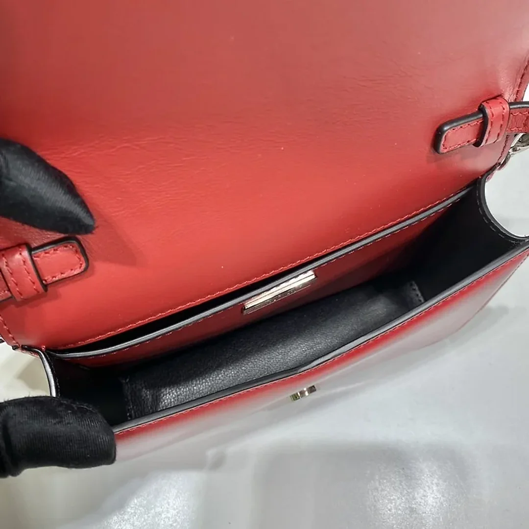 Pra Brushed Shoulder Bag Red For Women, Women’s Bags 6.7in/17cm 1BH189_ZO6_F02SB_V_5KO