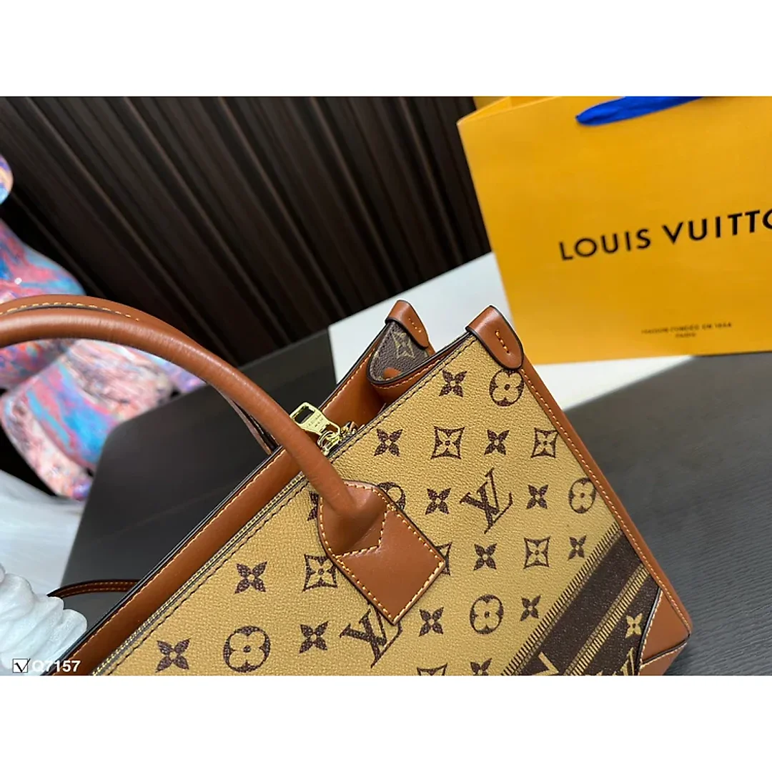 Louis new arrival tote bag size: 35* 27cm