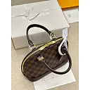 l alma bb new arrival bag size: 24×18cm