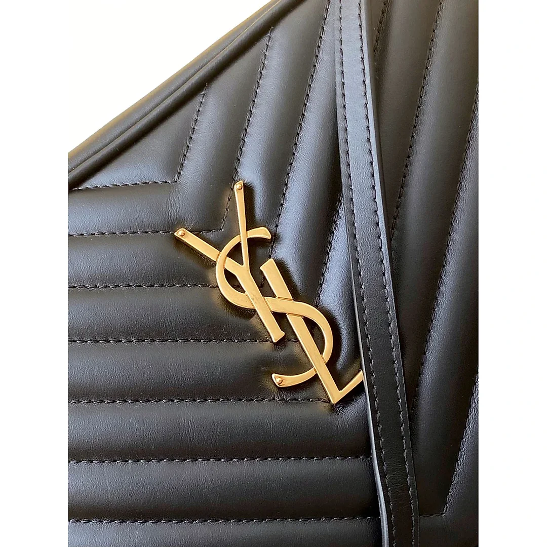 Y Lou Camera Bag In Quilted Leather