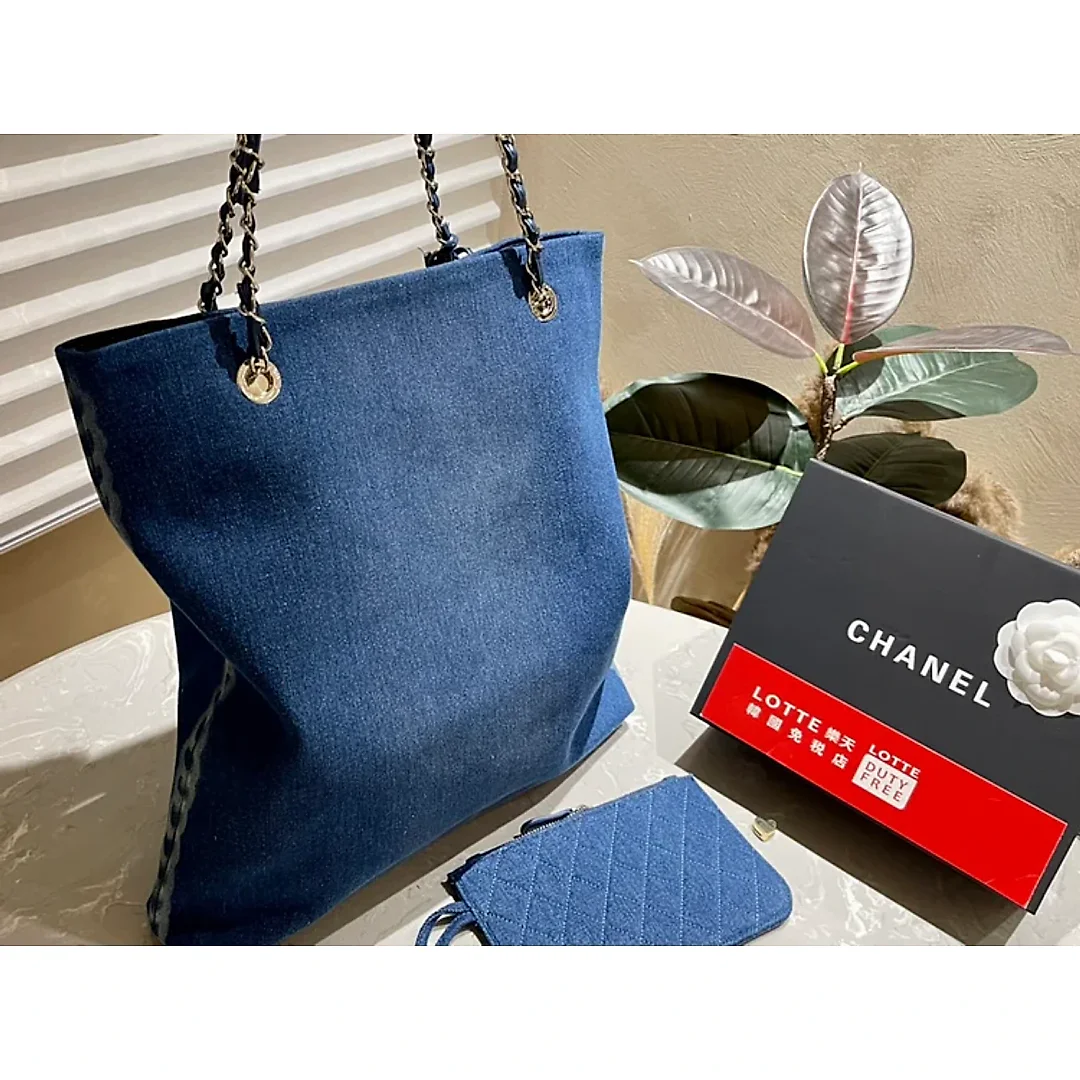 CC new arrival denim tote bag size: 30*40 cm