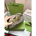 GG Marmont camera bag size: 22*8*15 cm