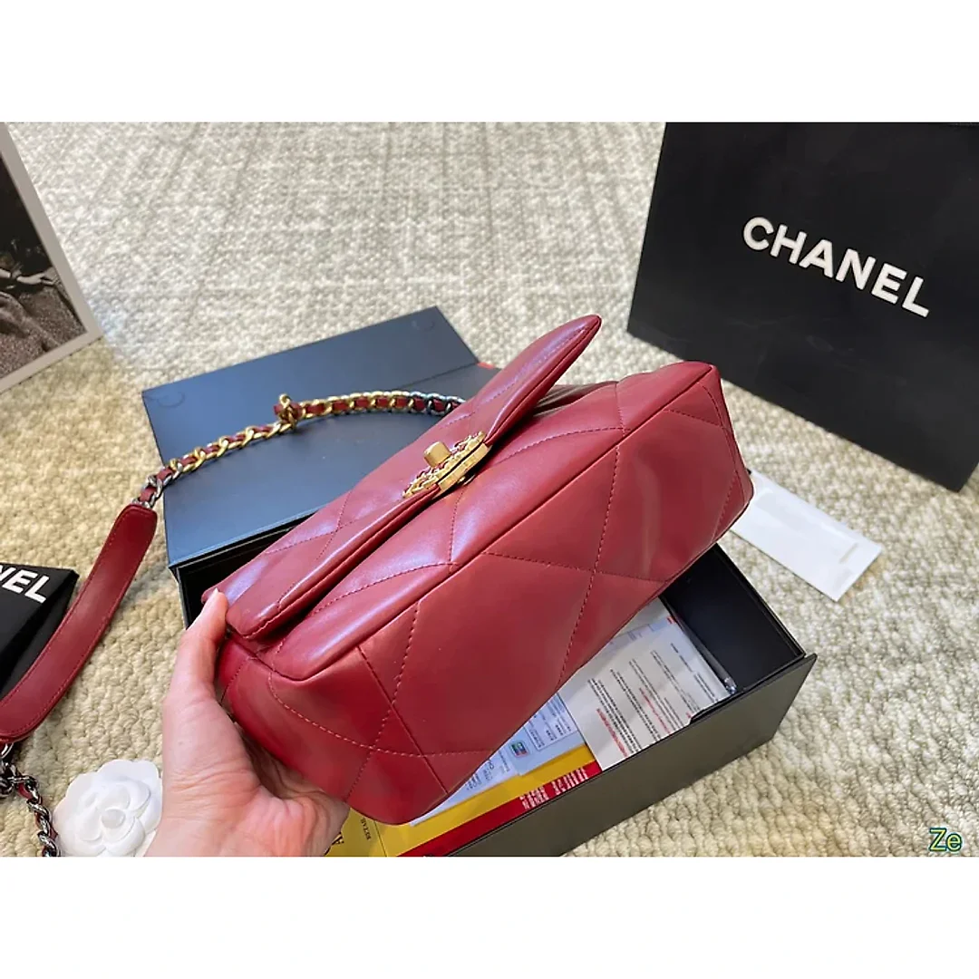 CC 19bag new arrival women bag size : 25*16 cm