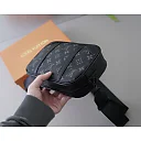 Louis new arrival bag size : 23x14x6 cm