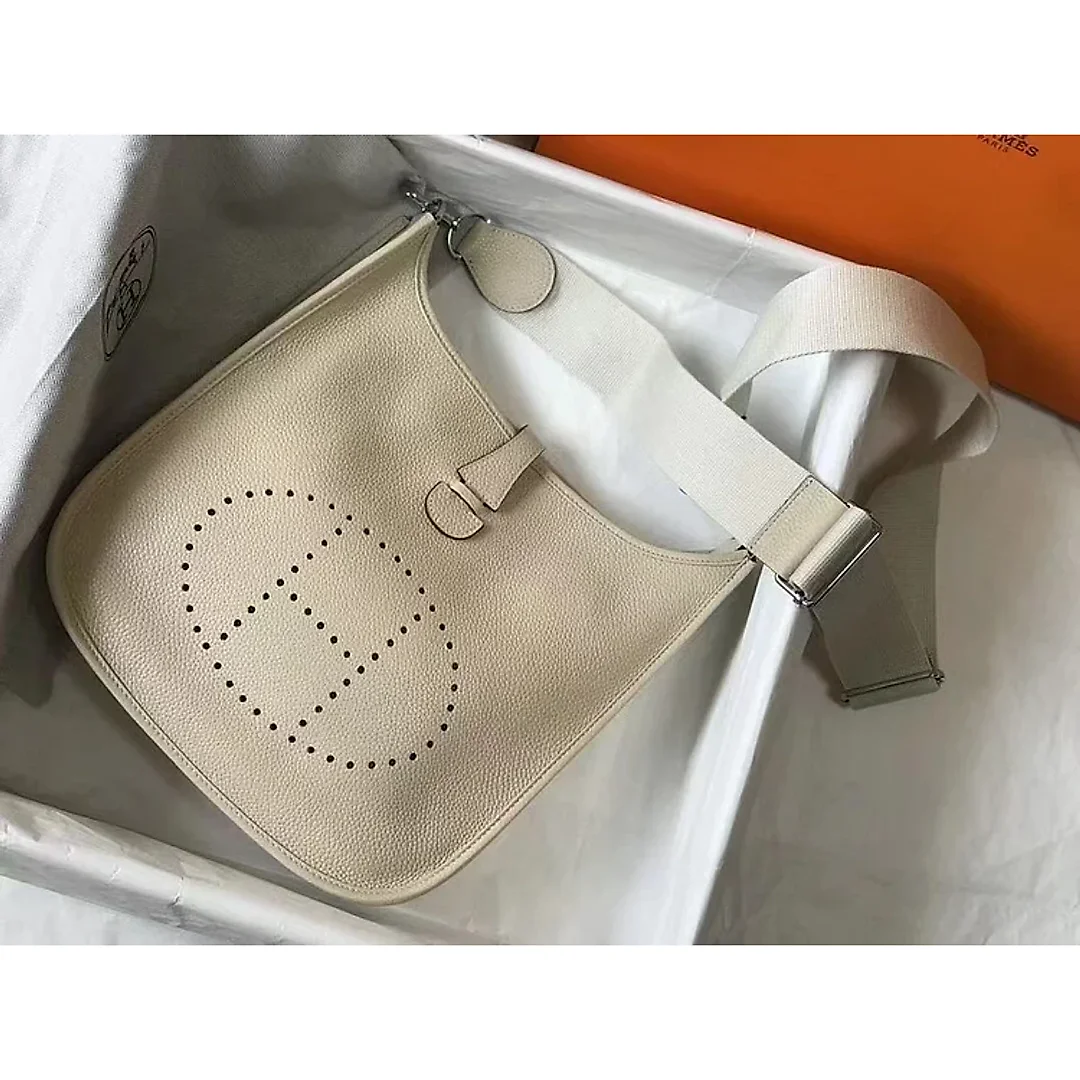 H Evelyne29 new arrival 02 size : 29*30 cm