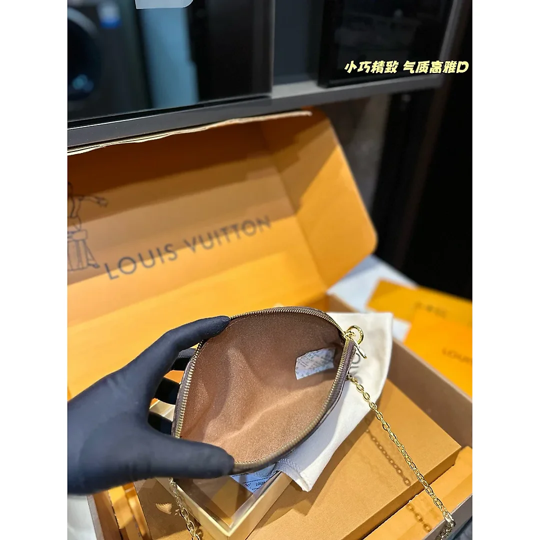 Louis Alma new arrival mini bag size: 24*17 cm