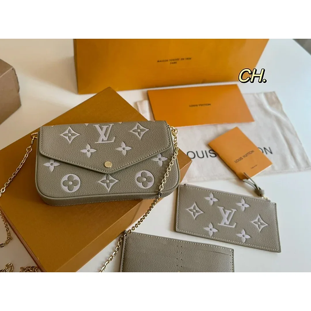 Louis new arrival bag wallet size: 2213 cm