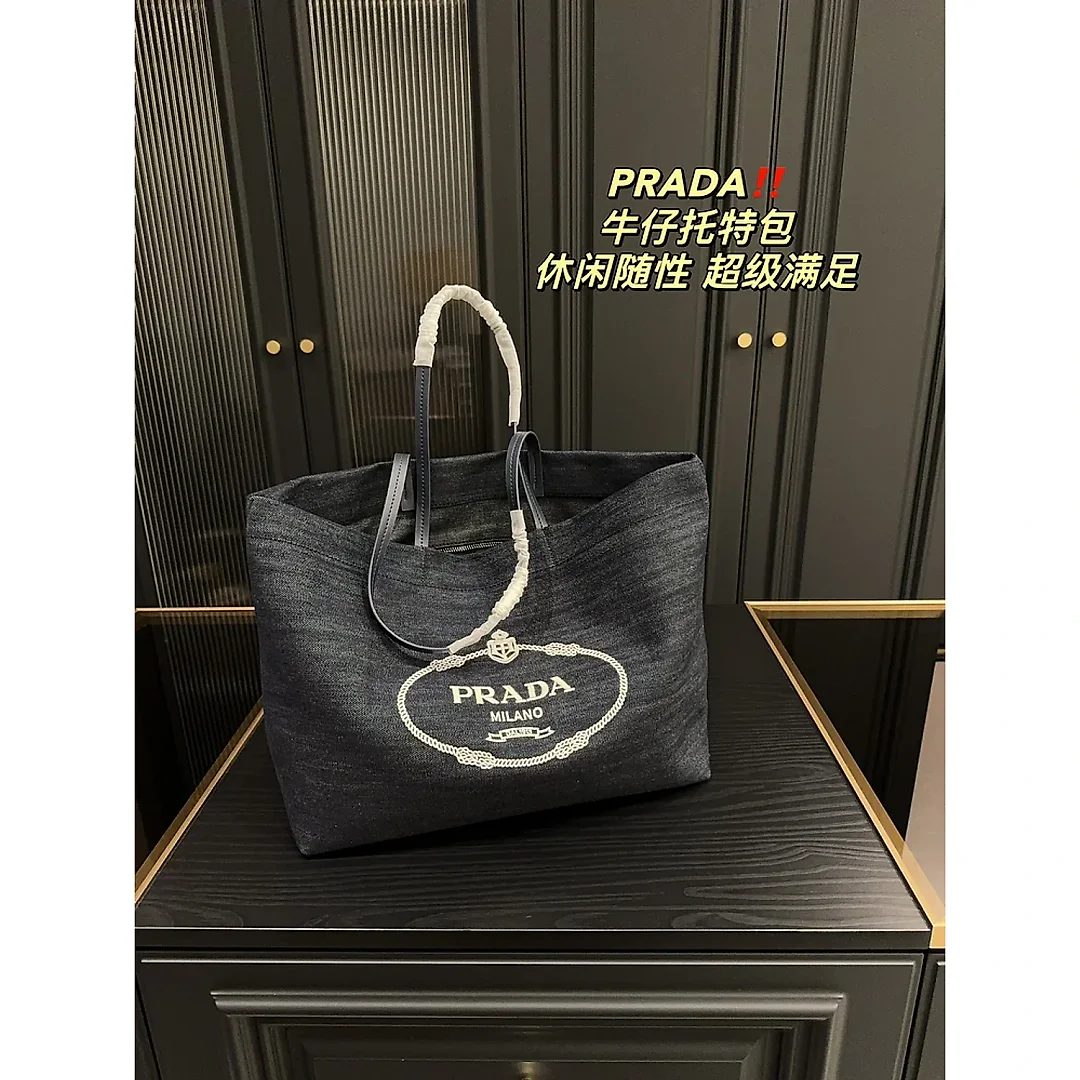 Pra new arrival tote bag size : 36* 29 cm
