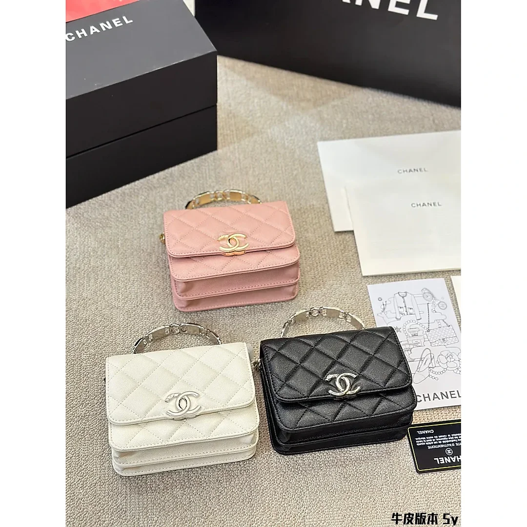 Cc new arrival handbag caviar leather size: 15 * 11cm