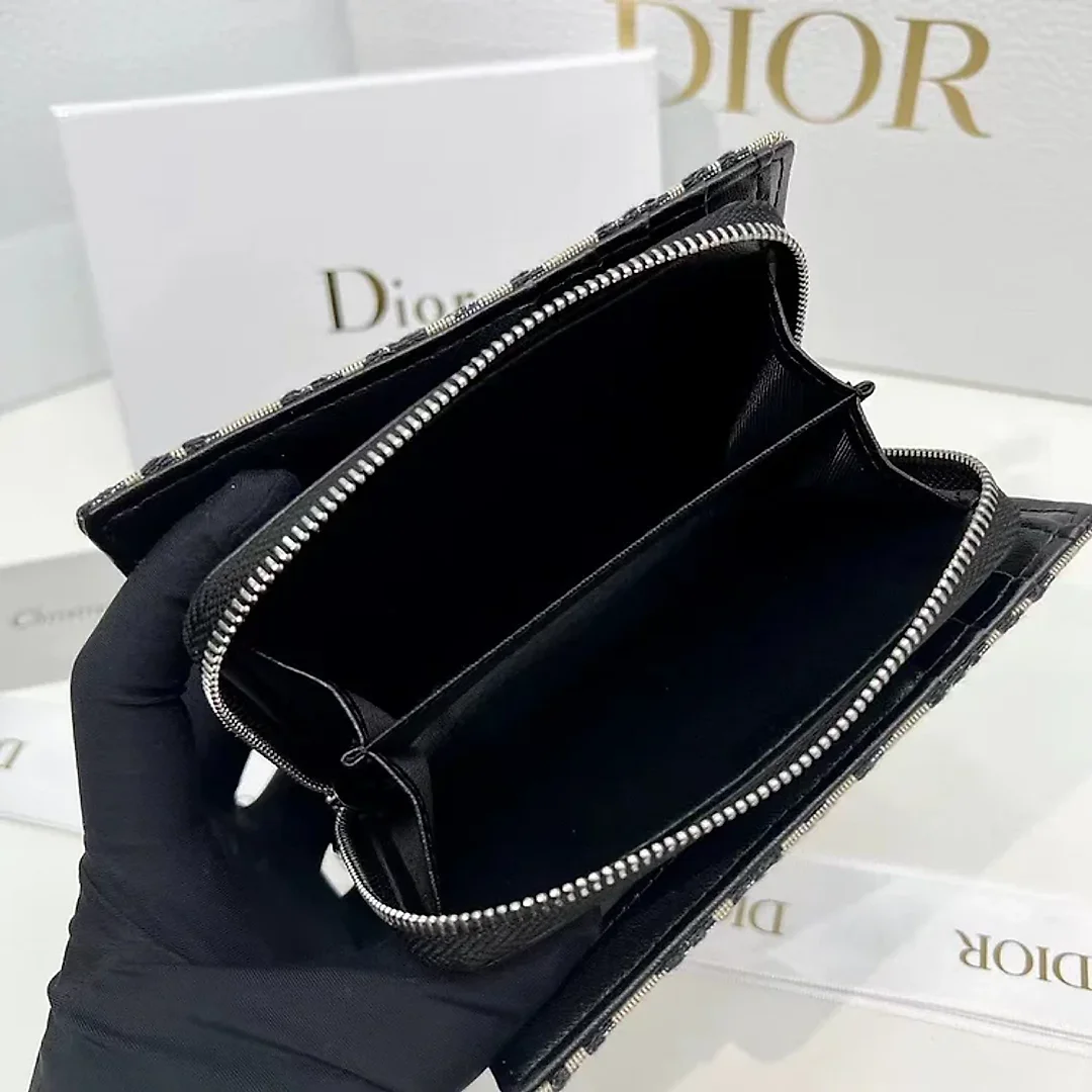 D new arrival wallet size: 13.5*9.5*3.5