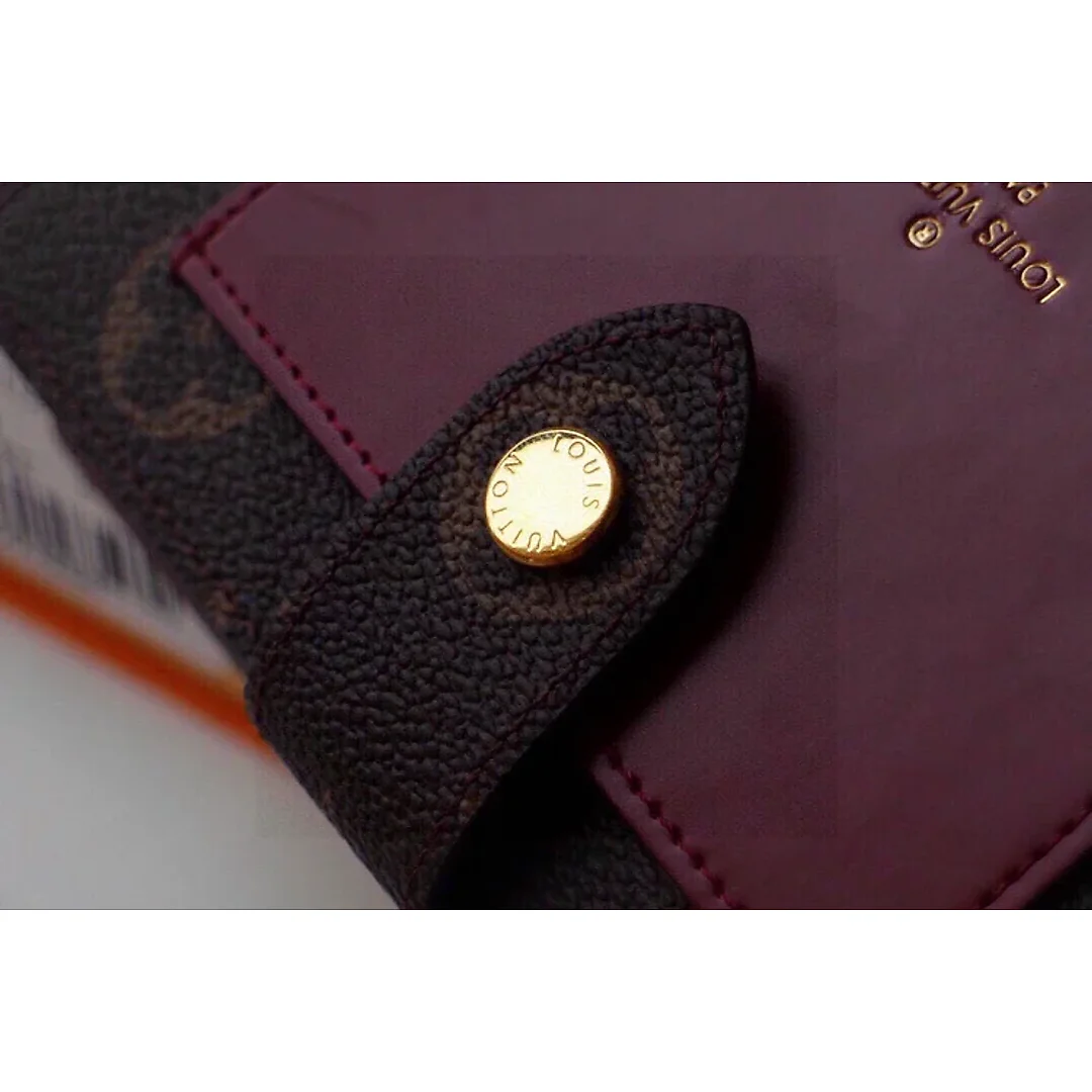 Louis new arrival wallets size: 13.5*9.5*3.5 cm