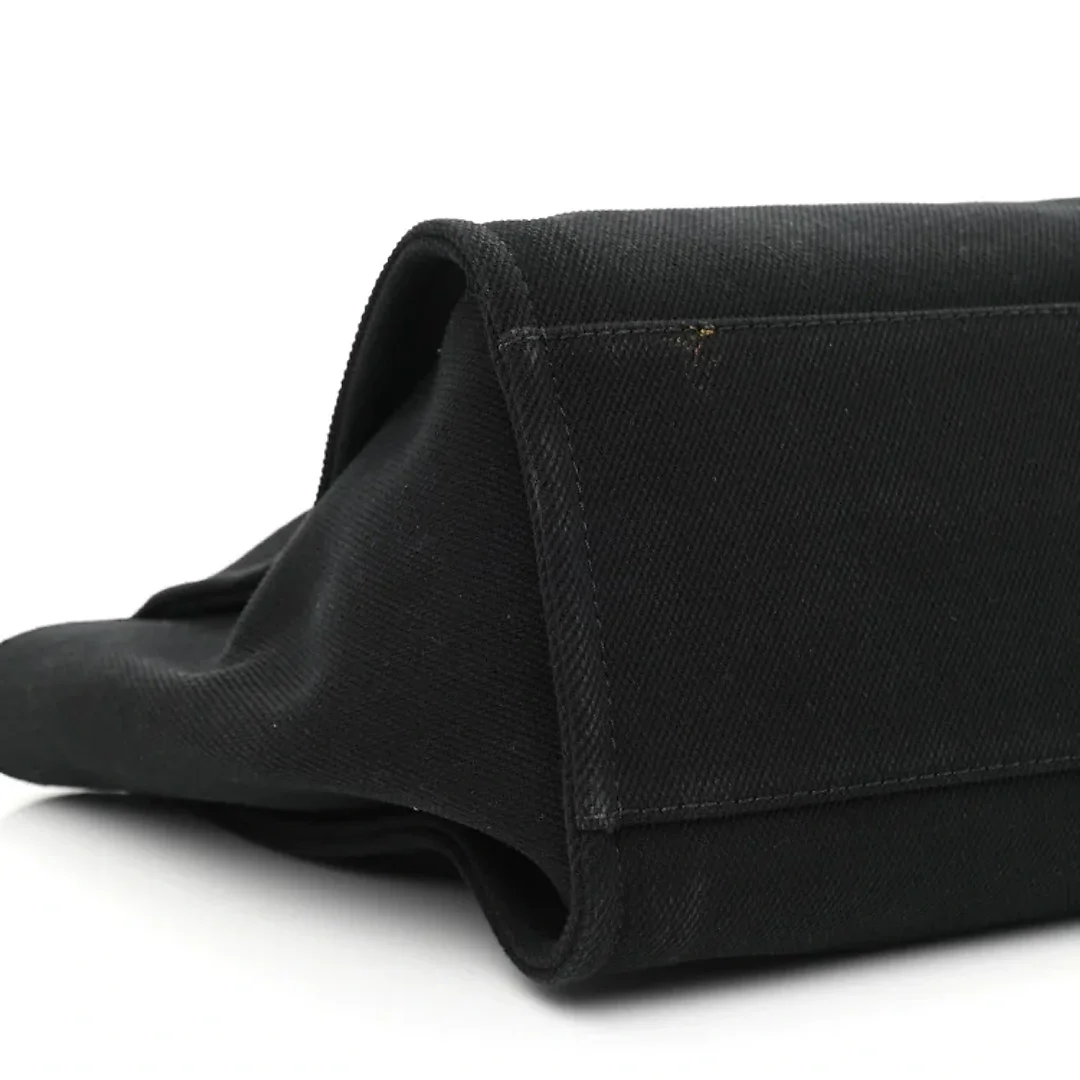 cc Canvas Pearl Medium Deauville Tote Black