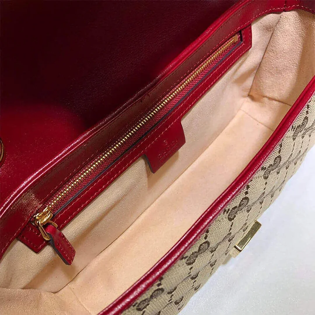 GG Marmont Small Shoulder Bag