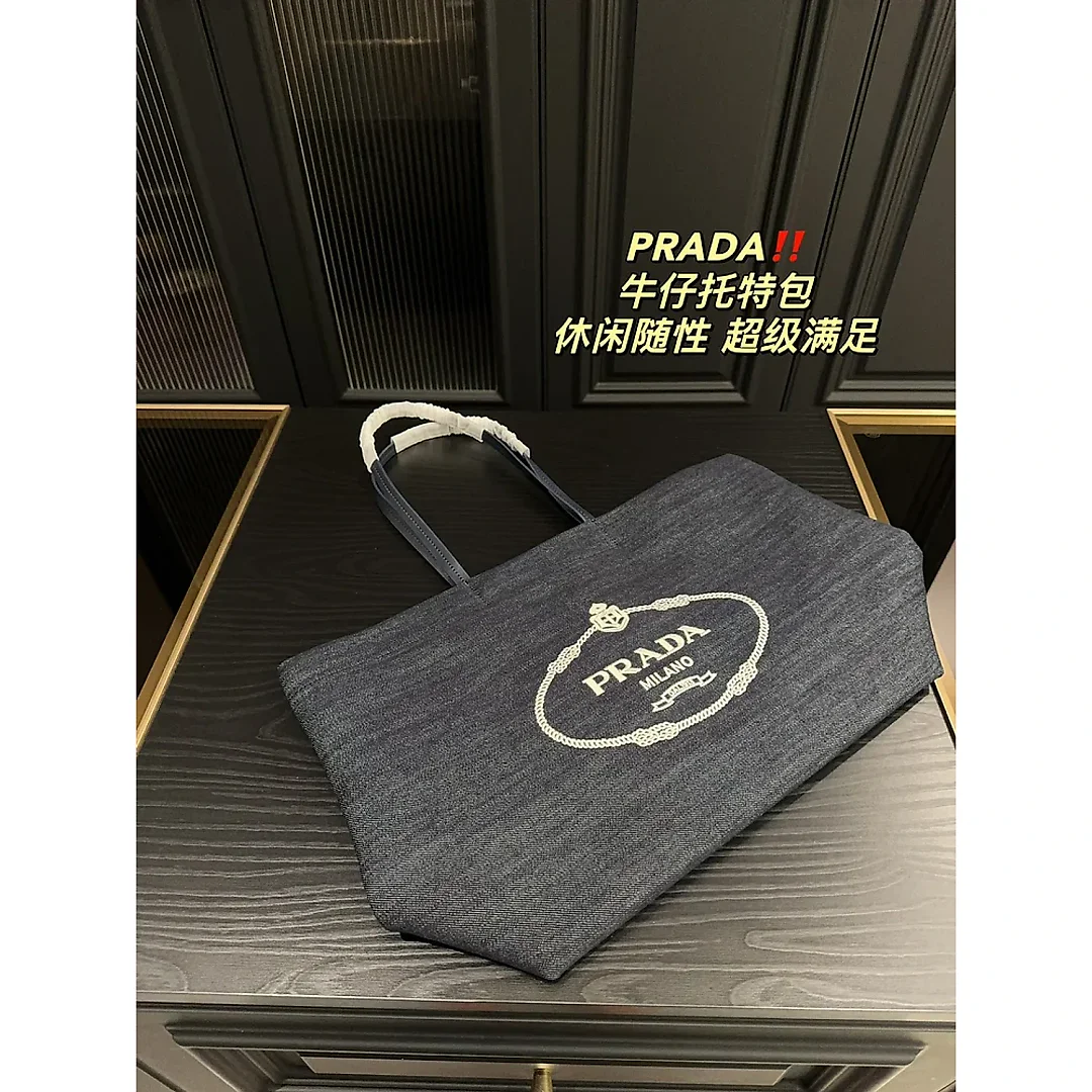 Pra new arrival tote bag size : 36* 29 cm