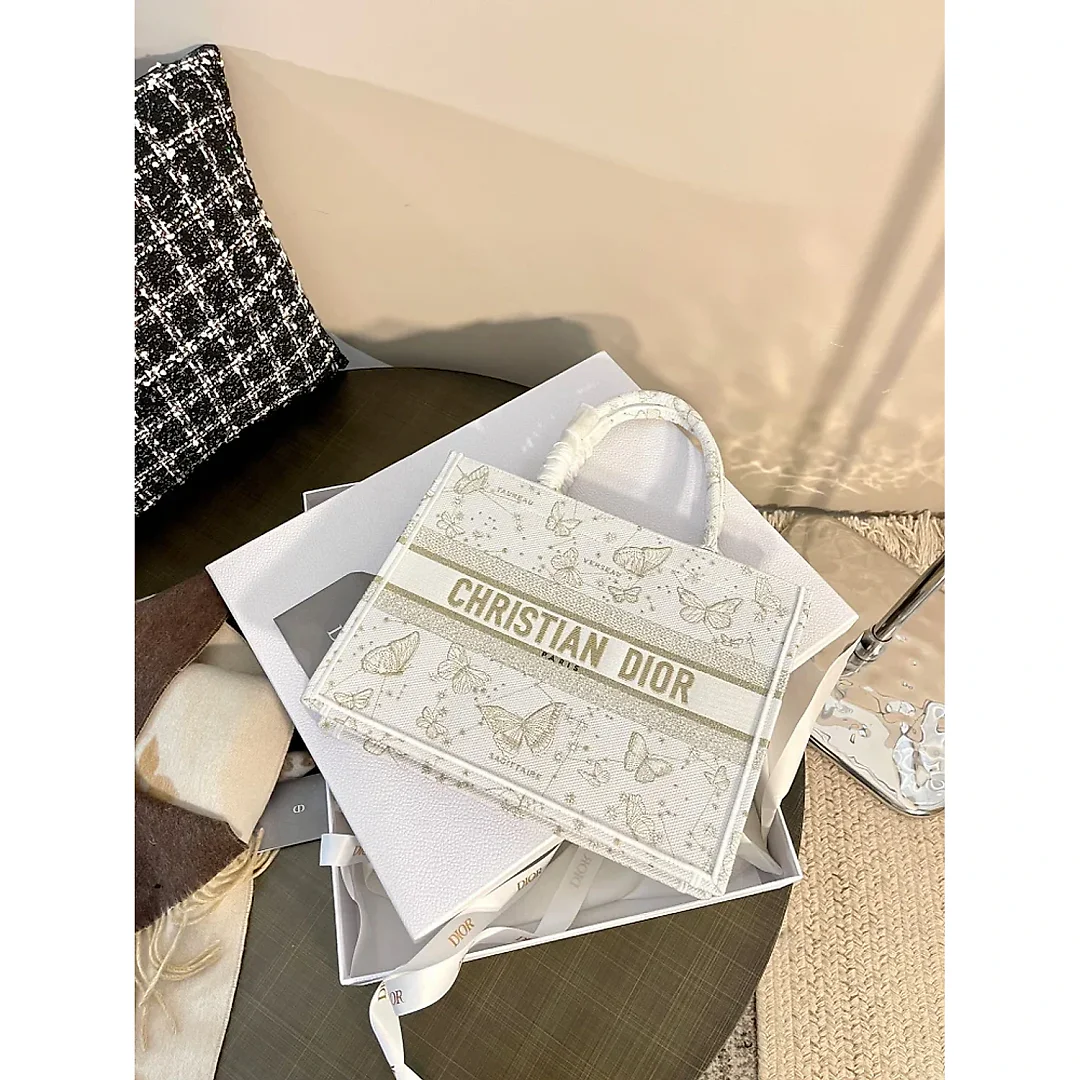 D book tote bag butterfly size: 36×27×16cm