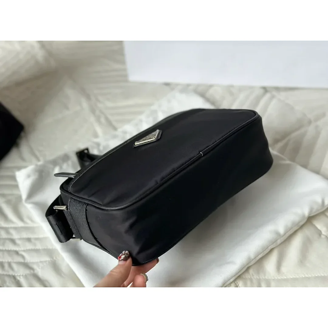Pra new arrival men and women bag size : 24*15cm