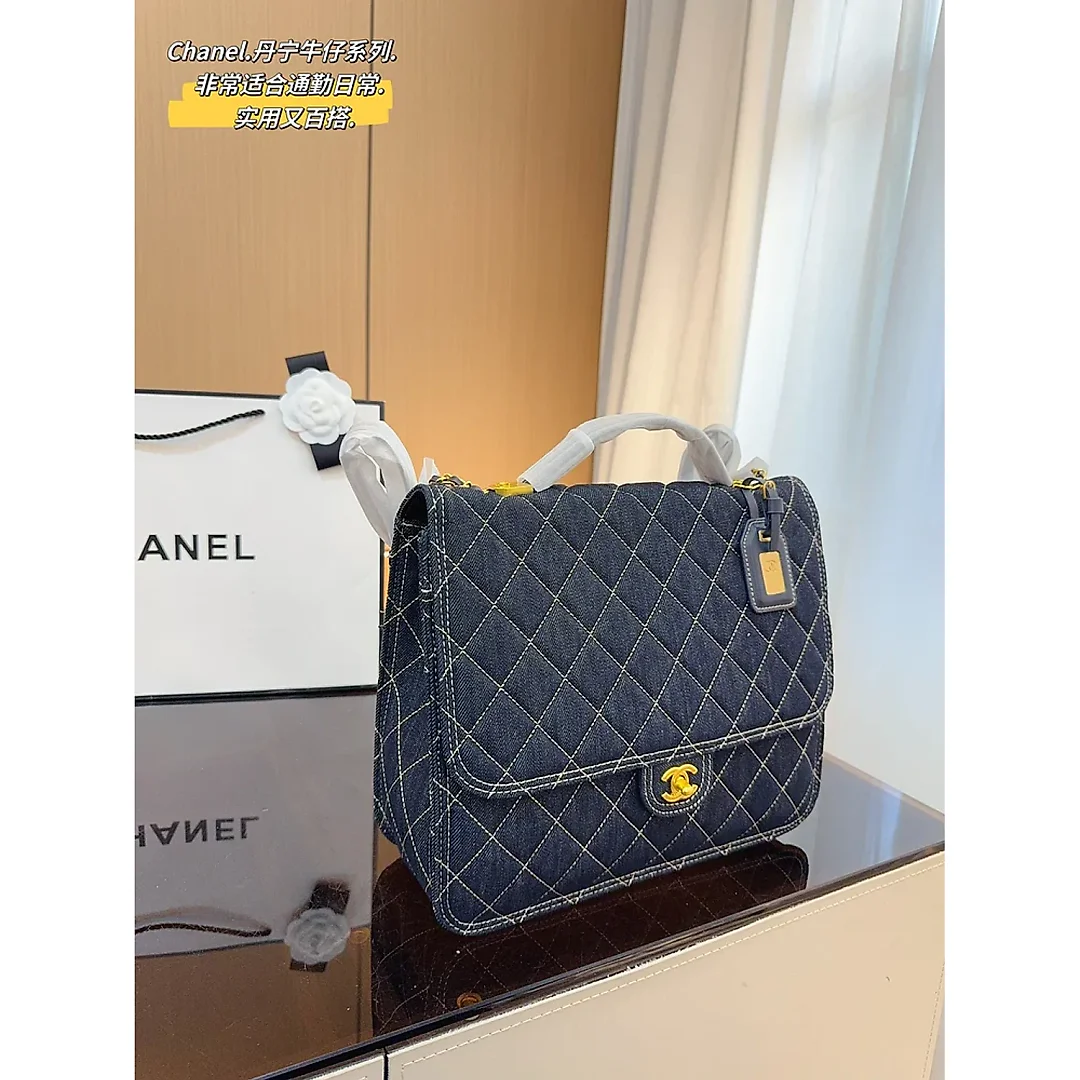 CC new arrival denim bag size:31*10*26cm