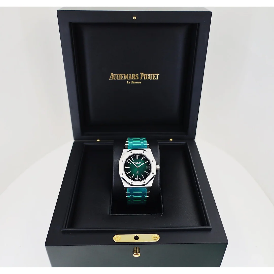 Audemars Piguet Royal Oak Jumbo Extra-Thin Platinum 39mm Green 16202PT.OO.1240PT.01