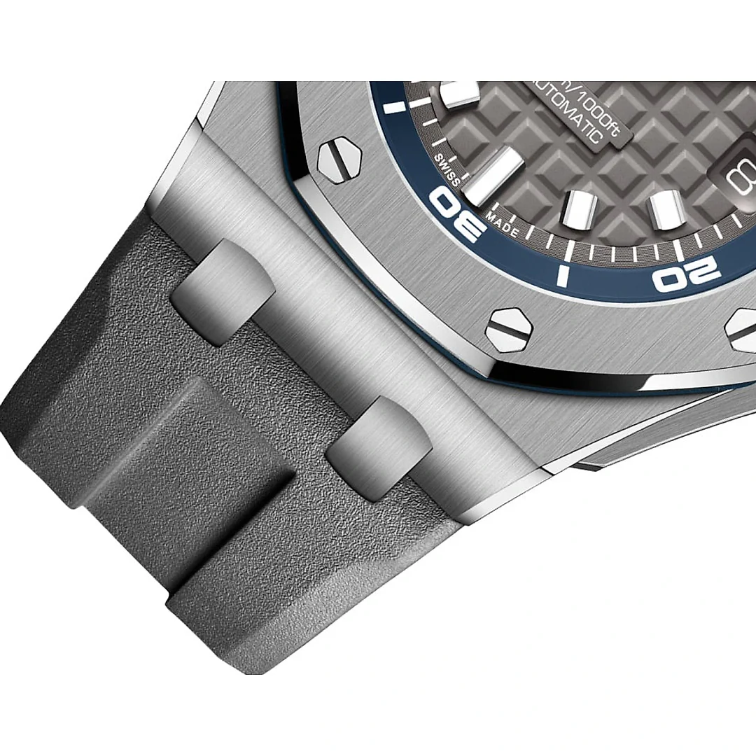 Audemars Piguet Royal Oak Offshore DIVER Ref# 15720ST.OO.A009CA.01