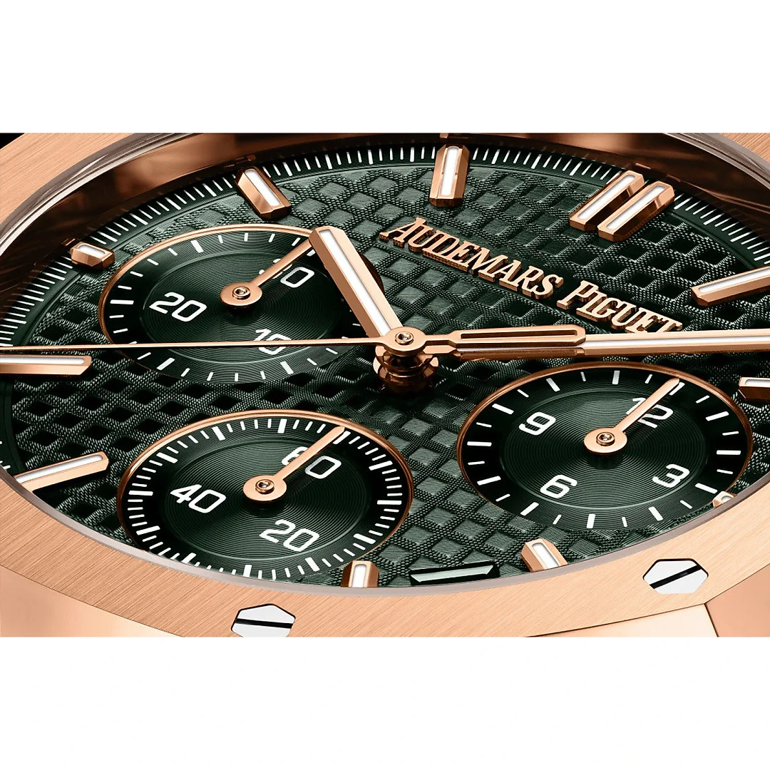 Audemars Piguet Royal Oak SELFWINDING CHRONOGRAPH “50TH ANNIVERSARY” Ref# 26240OR.OO.1320OR.04