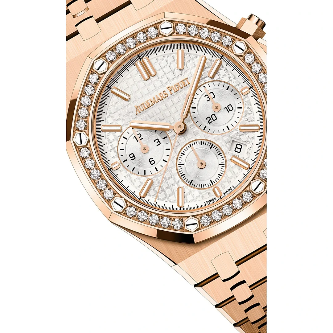 Audemars Piguet Royal Oak SELFWINDING CHRONOGRAPH Ref# 26715OR.ZZ.1356OR.01