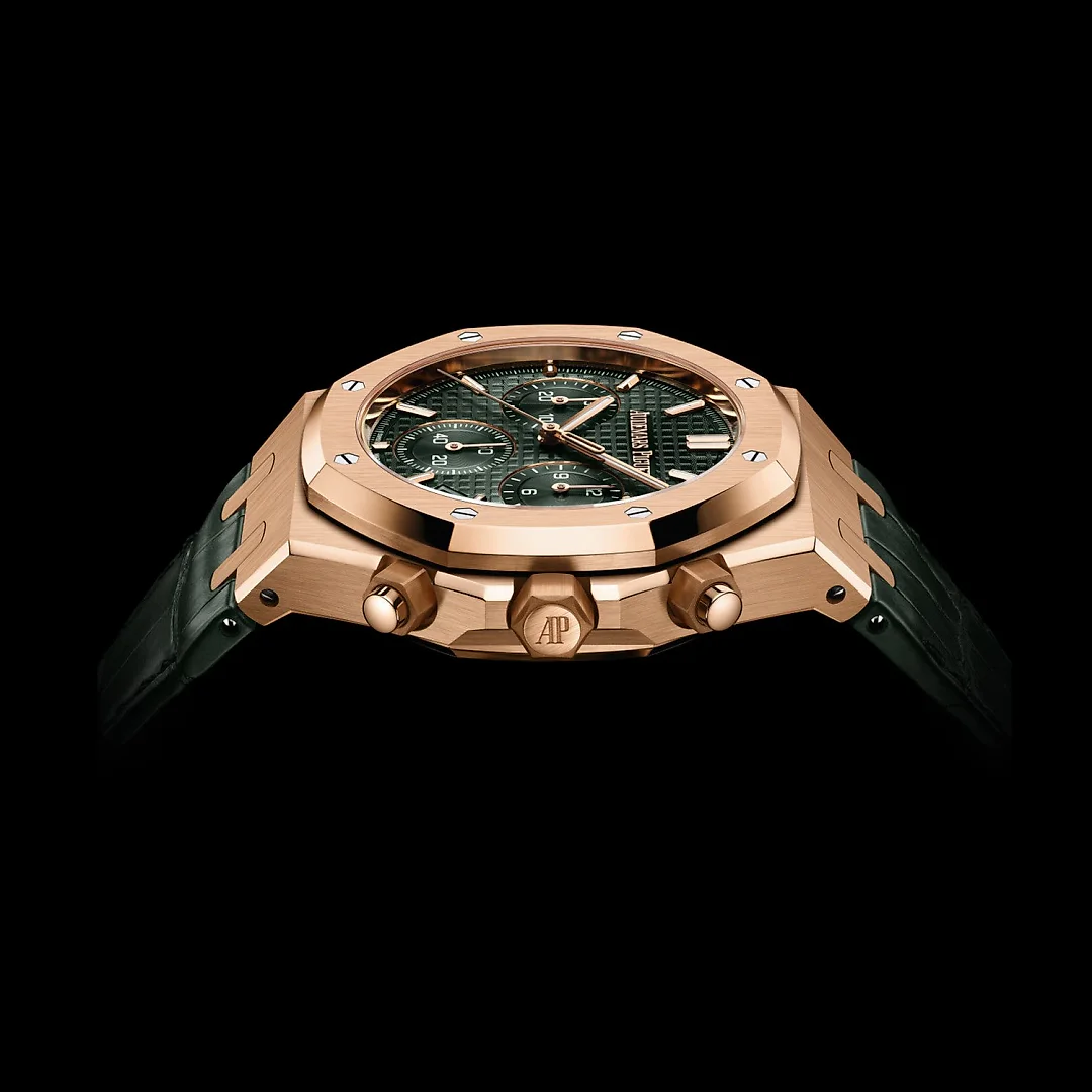 Audemars Piguet Royal Oak SELFWINDING CHRONOGRAPH “50TH ANNIVERSARY” Ref# 26240OR.OO.D404CR.01