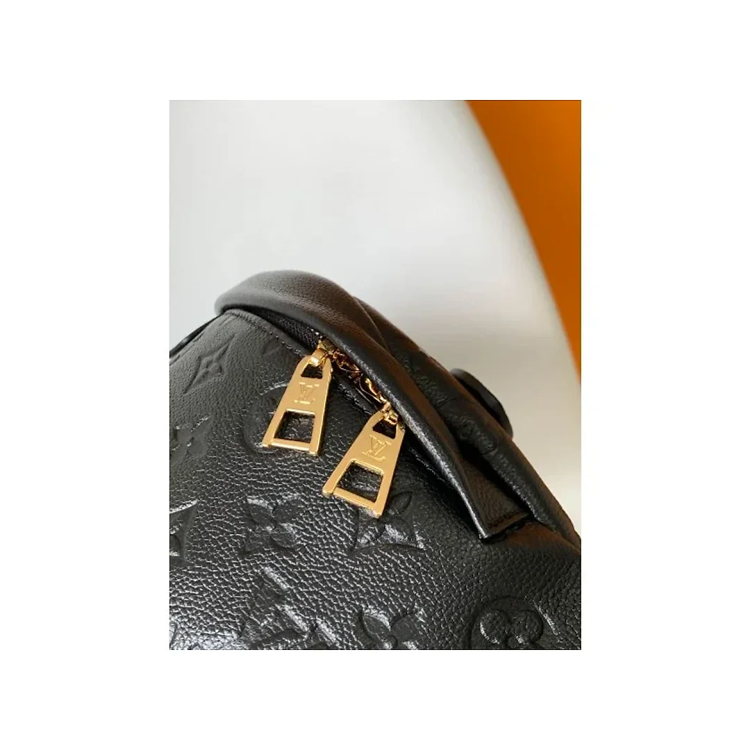 Model: M44836 M44812 belt bag Size: 37*14*20cm