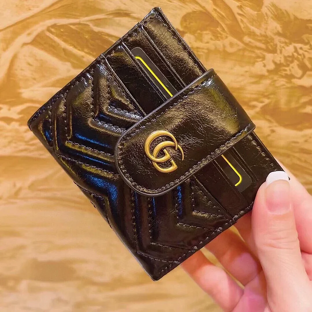 gg new arrival wallets size : 10×9 cm