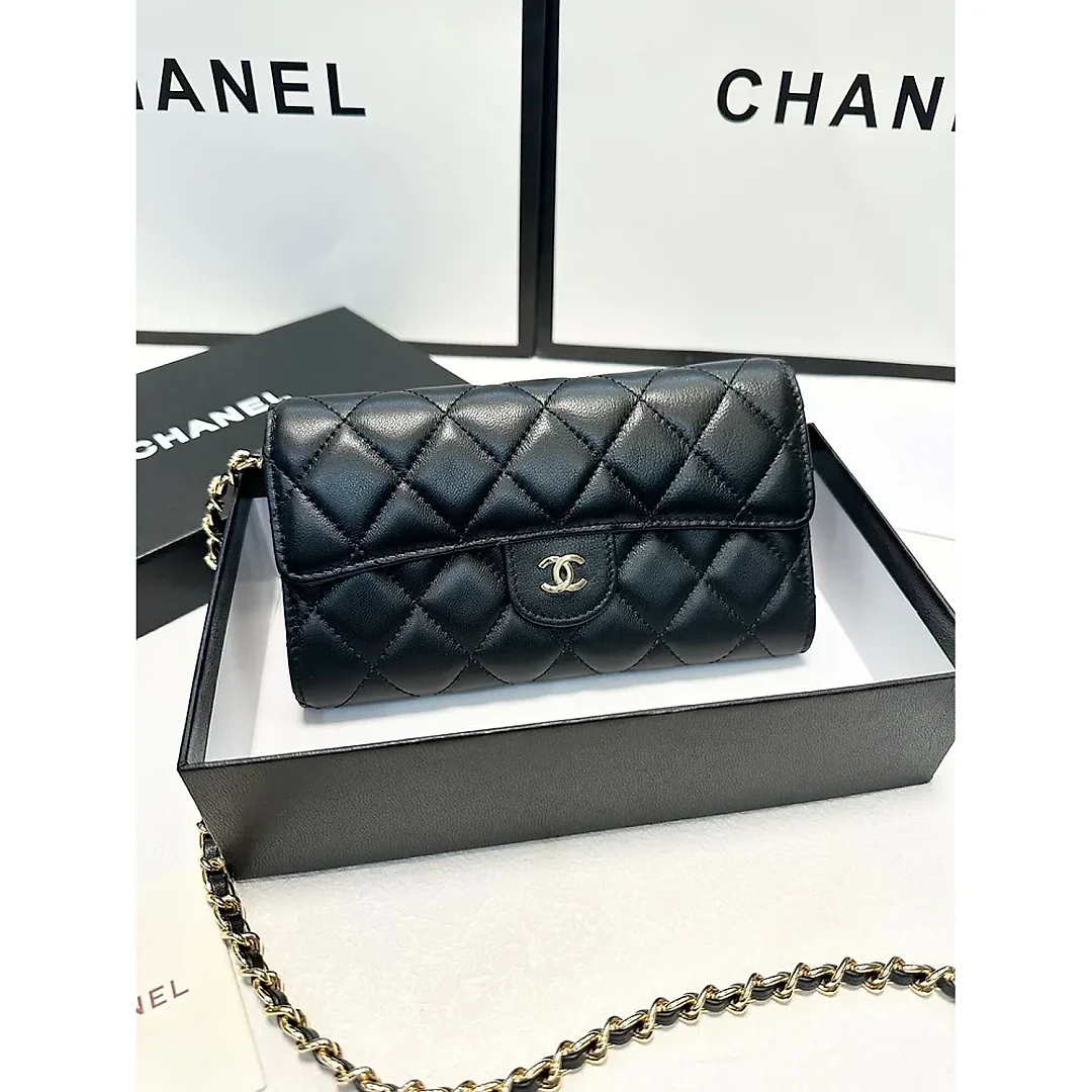 cc new arrival bag wallet size : 19×10 cm