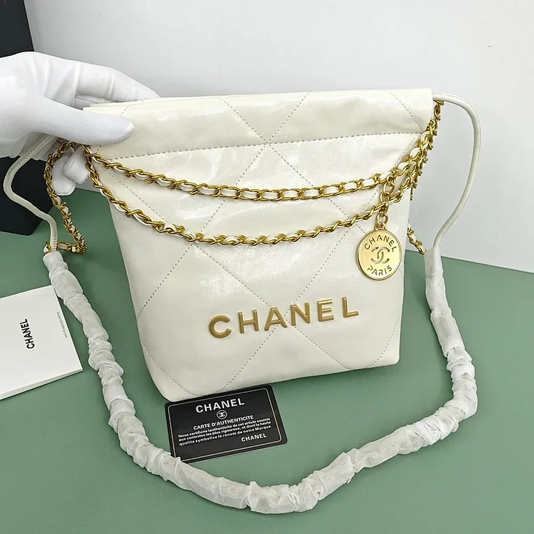 CC mini 22bag new arrival size : 20*19*6cm