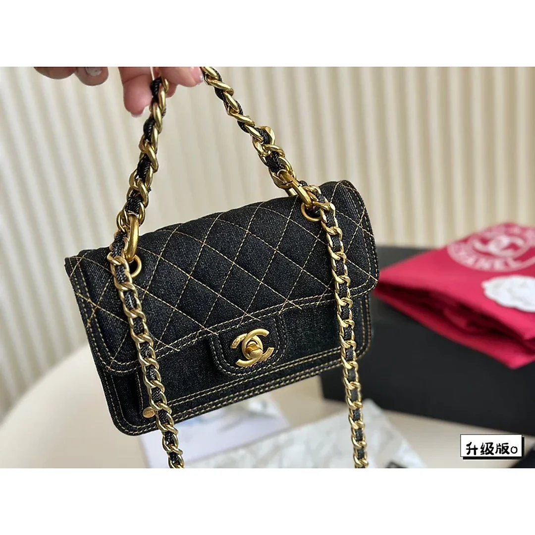 CC new arrival 23s denim bag size: 19*14 cm